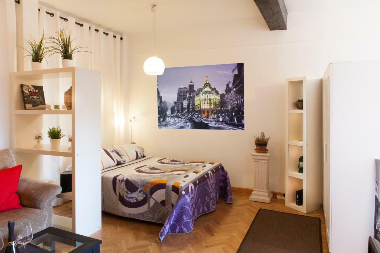 Segovia Apartment Madrid Luaran gambar