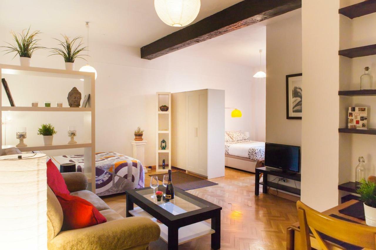 Segovia Apartment Madrid Luaran gambar