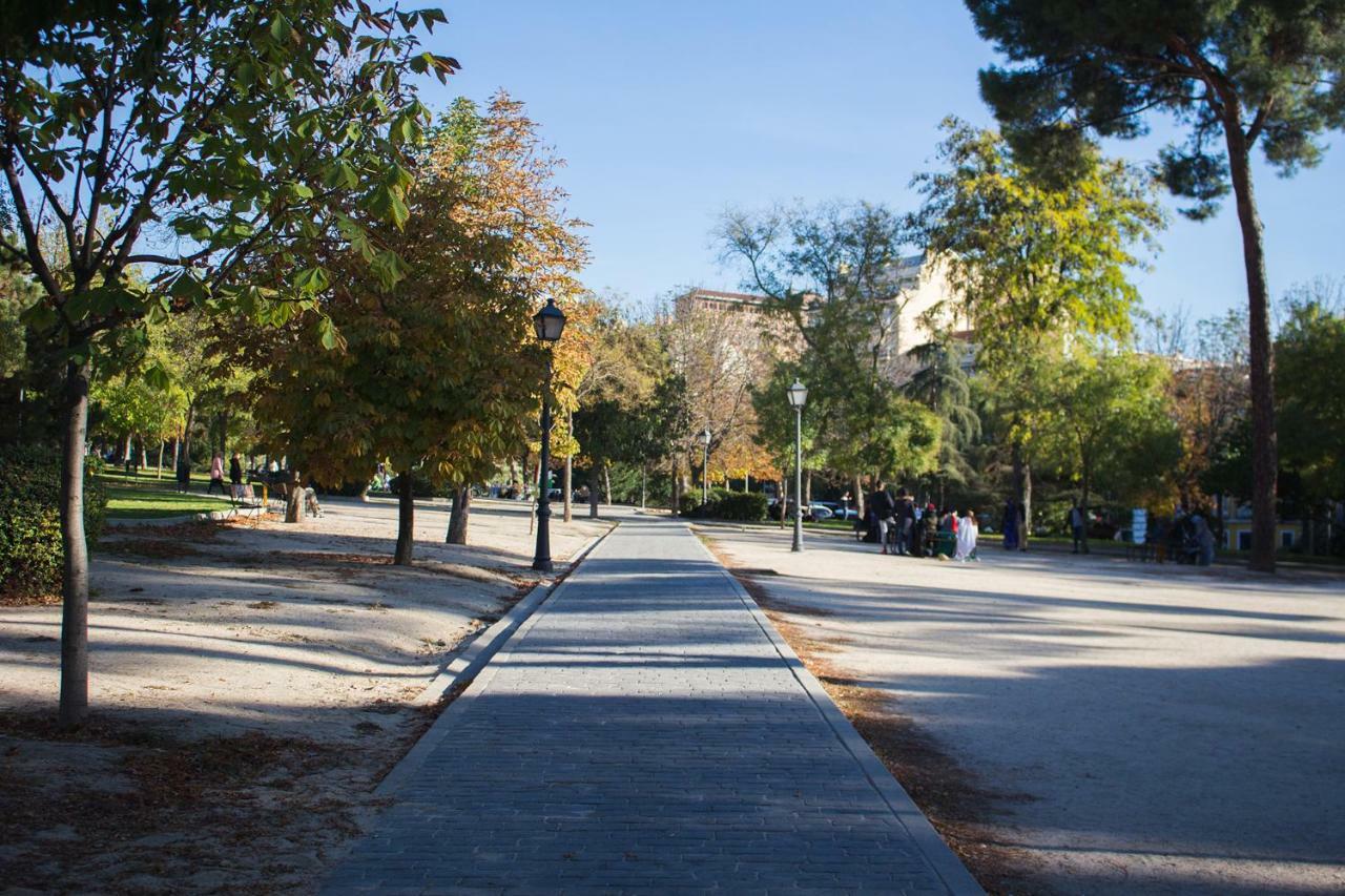 Segovia Apartment Madrid Luaran gambar